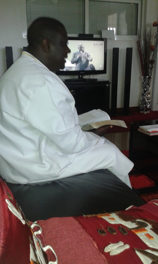 Kivumbi Eanest Benjamin wih Prophet Felix Omondi at Ps Imleda Numutebi Liberty Worship Centre (10)