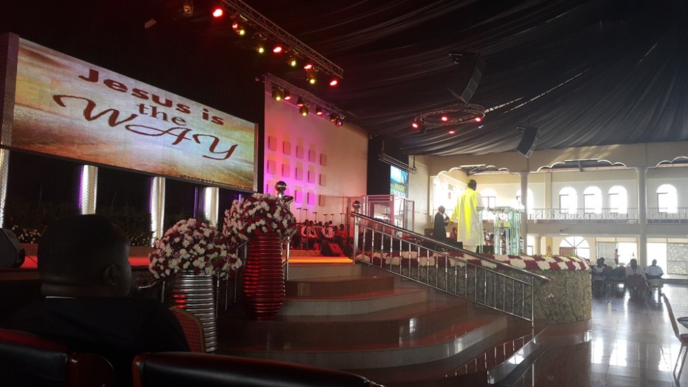 Kivumbi Eanest Benjamin wih Prophet Felix Omondi at Ps Imleda Numutebi Liberty Worship Centre (28)