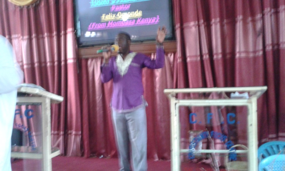 Prophet Felix Omondi at City Lunch Hour Fellowship of Bishop David Kiganda with Kivumbi Earnest Benjamin (14)